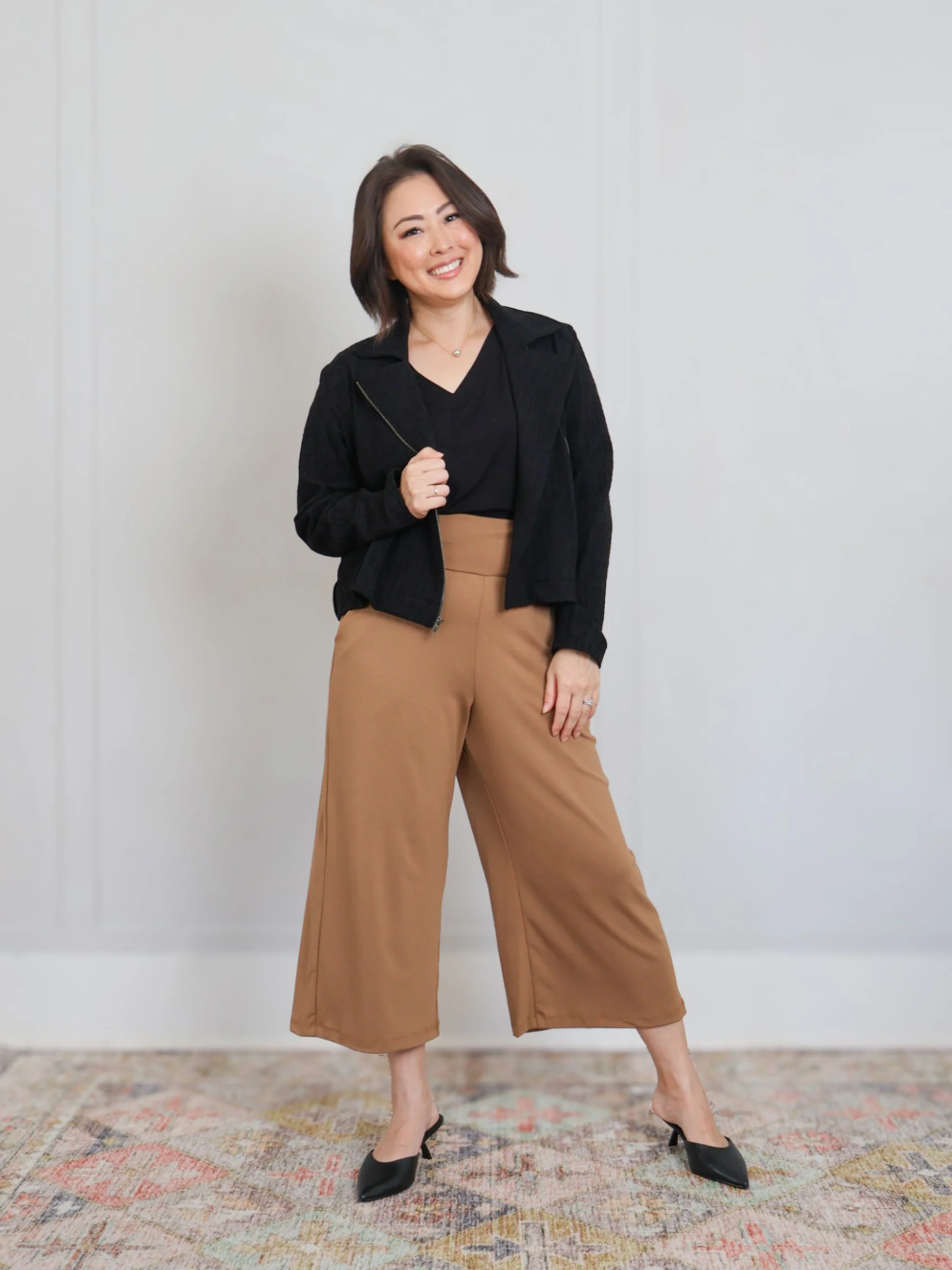 Ava Top - Black Rayon Jersey - Image 4